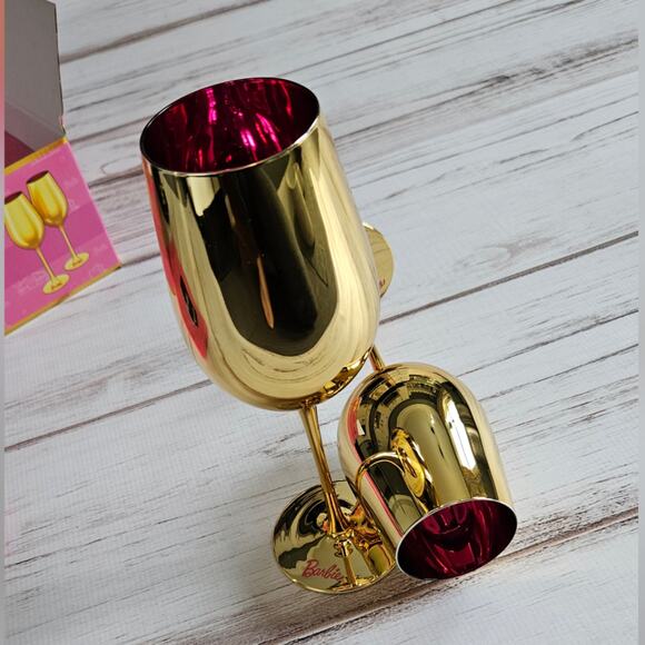 Dragon Glassware x Barbie Wine Glasses, Dreamhouse Collection New - Picture 4 of 9